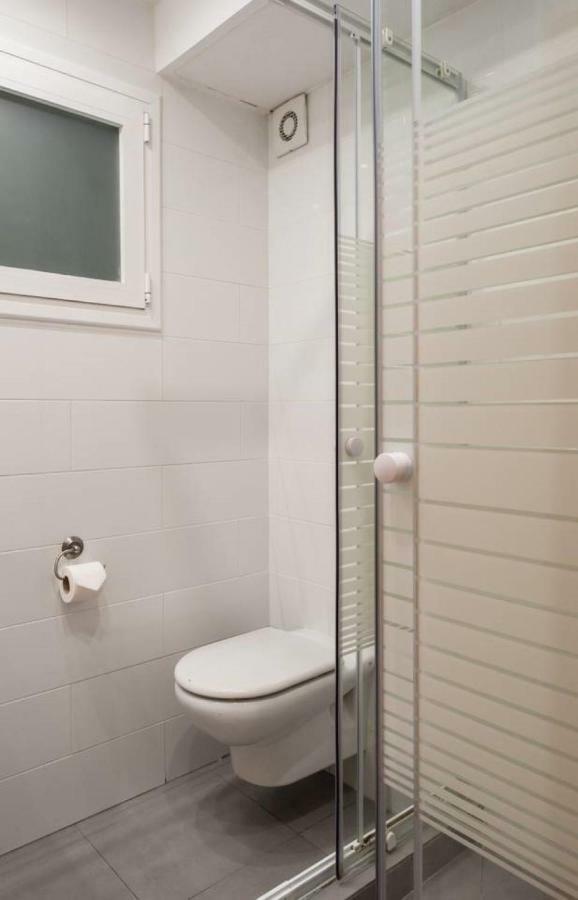 Nice Apartment Near Barcelona Center Ngoại thất bức ảnh